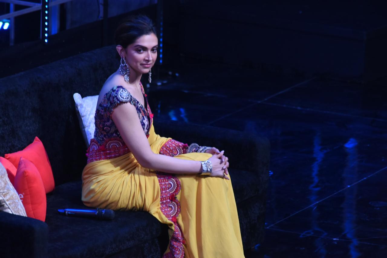 Deepika Padukon on Mi Honar Superstar