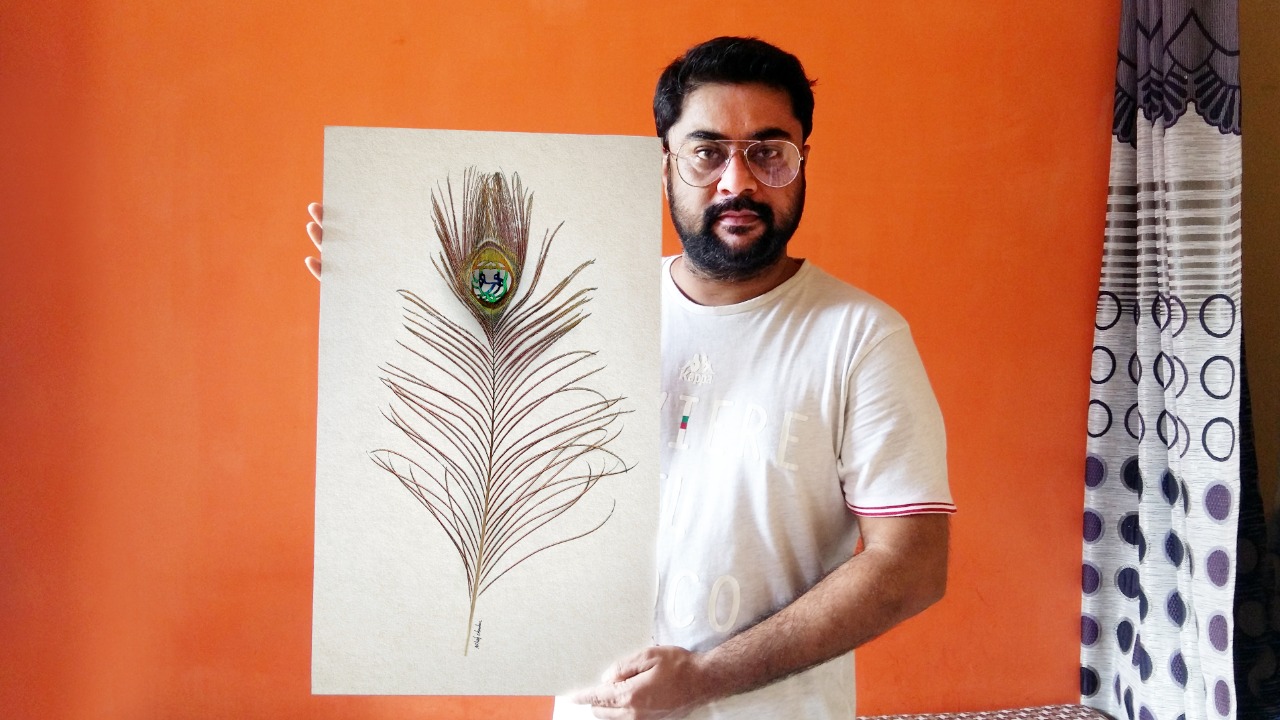 young artist from mumbai made ganesh idol on birds wings