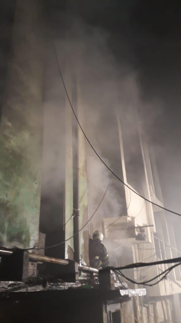 fire in plastic godown in malad