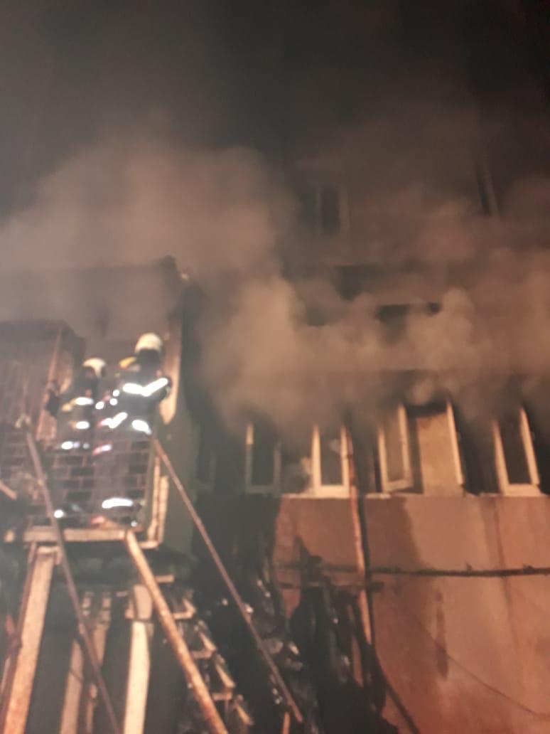 fire in plastic godown in malad