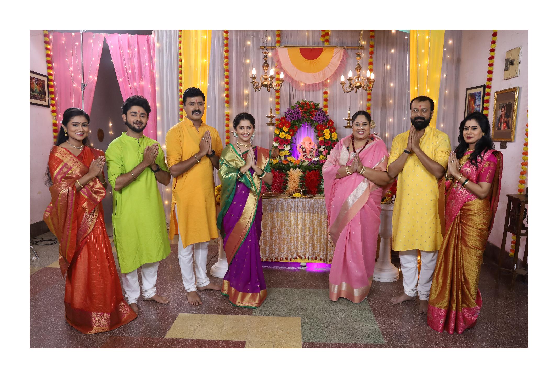 Ganapati Bappas arrival with pomp in the  serials of colors marathi