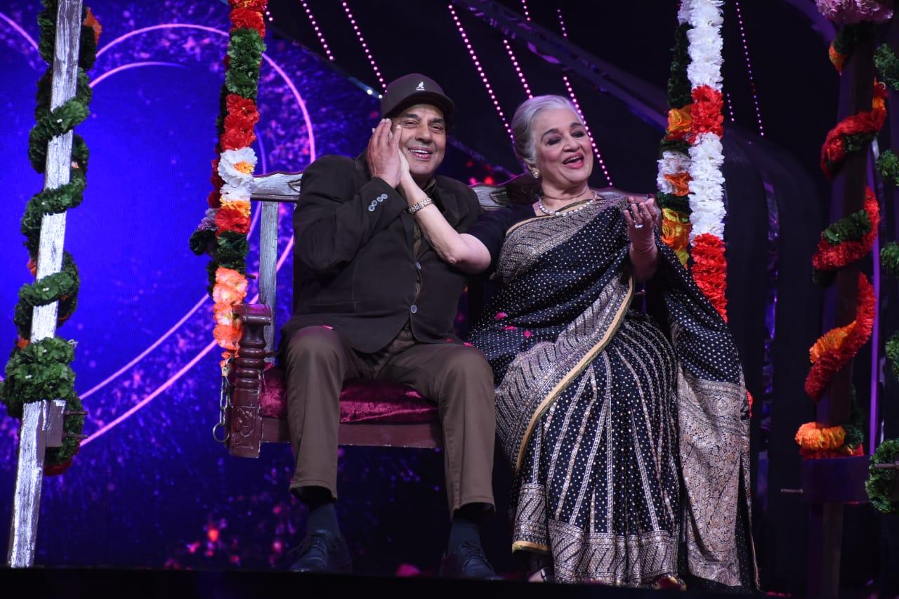 Dharmendra and Asha Parekh