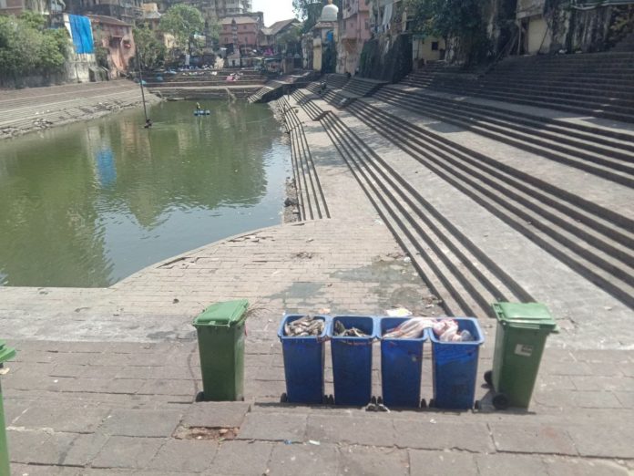 Hundreds of fish die in Banganga lake