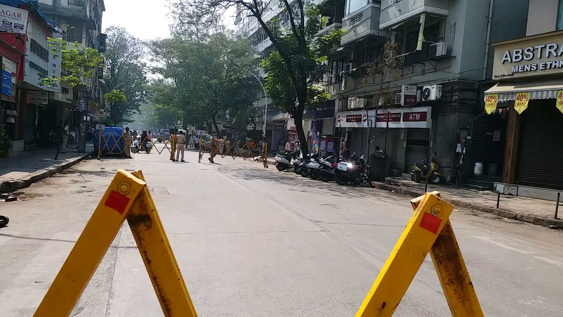 Congress BJP Workers Agitation Mumbai