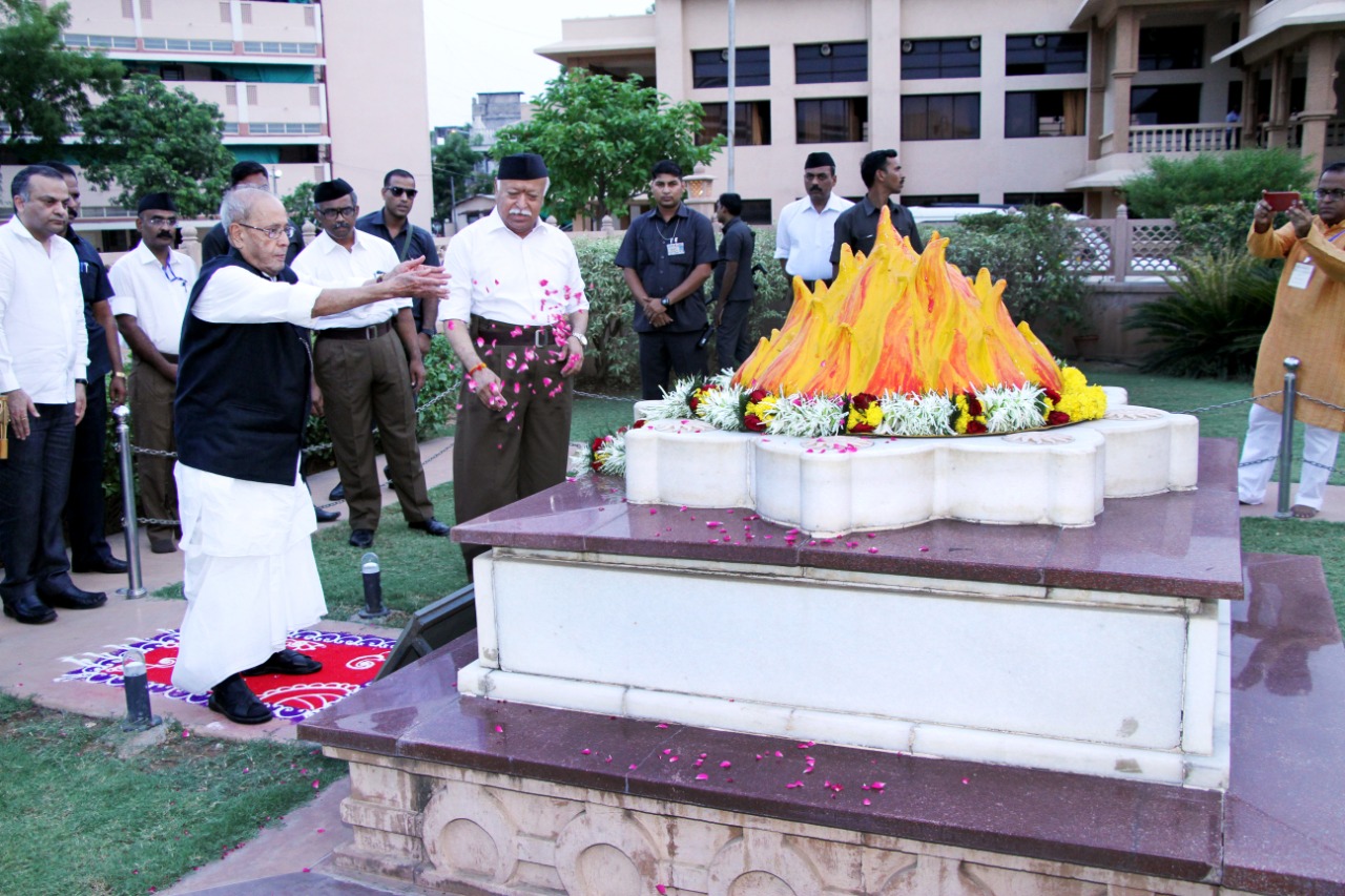 pranab mukharjee with RSS