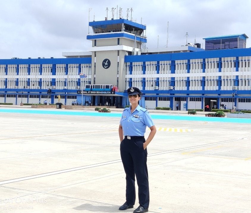 antara mehta woman fighter pilot  woman fighter pilot list  first woman fighter pilot  first woman fighter pilot Maharashtra  अंतरा मेहता महिला लढाऊ वैमानिक  अंतरा मेहता पहिली महिला लढाऊ वैमानिक महाराष्ट्र  पहिली महिला लढाऊ वैमानिक भारत