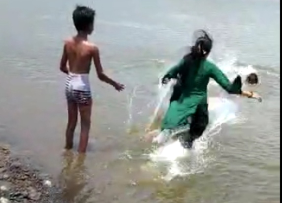 son and father died by drowning in water video goes viral