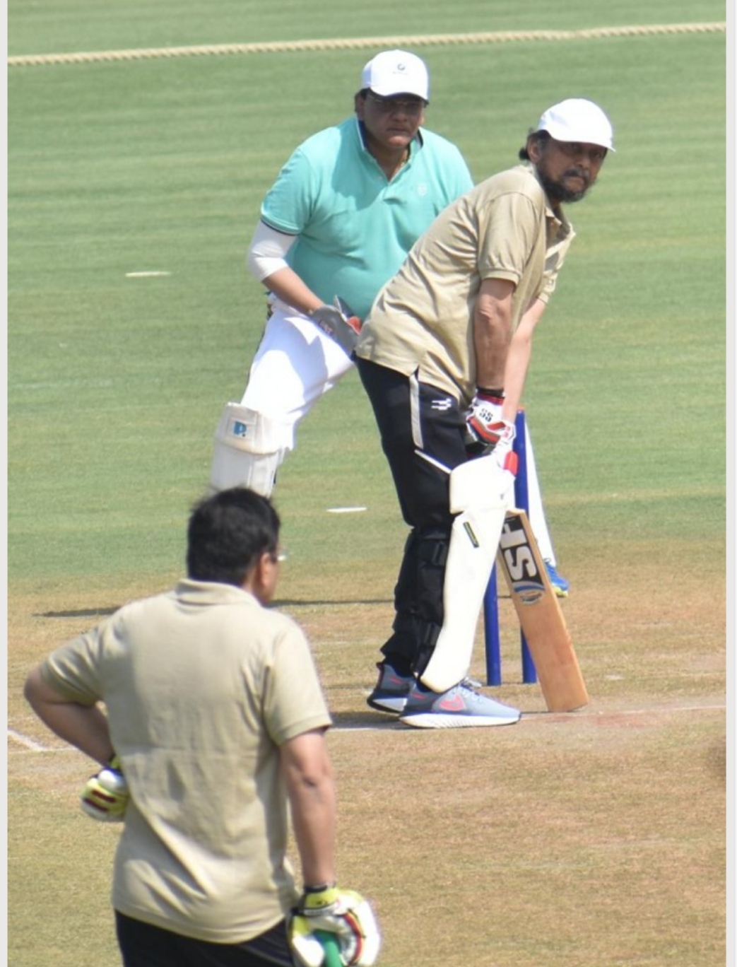 supreme-court-chief-justice-sharad-bobade-batted-in-the-cricket-match-played-at-the-vidarbha-cricket-association-ground-in-nagpur