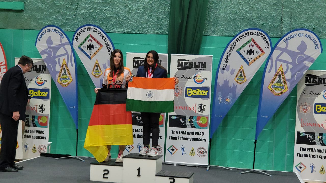 Former Minister Bhujbals Granddaughters Seven Overseas Fame Gold Medal For India by Devisha and Tanishka in International Archery Competition