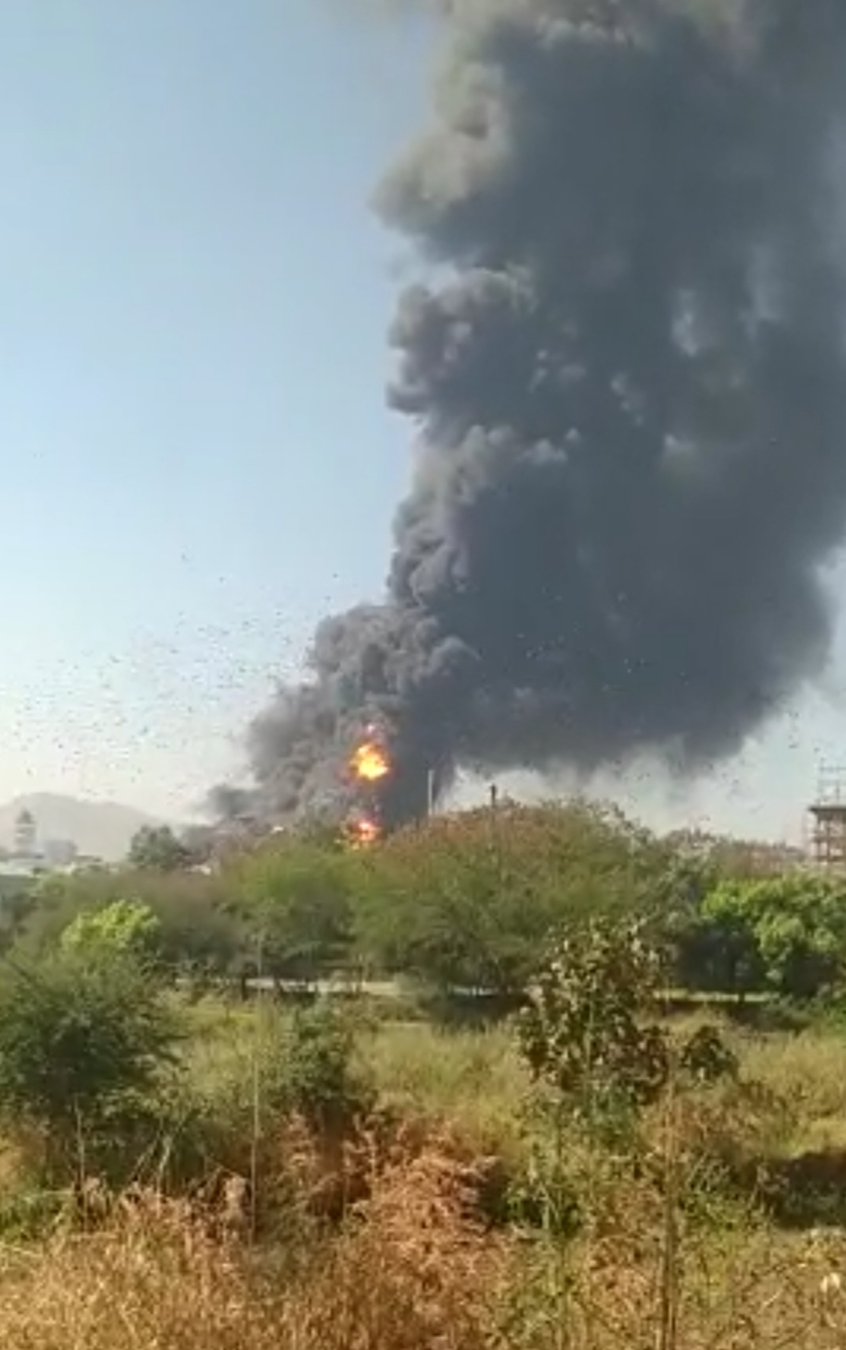 MASSIVE FIRE IN FACTORY NASHIK DISTRICT OF MAHARASHTRA