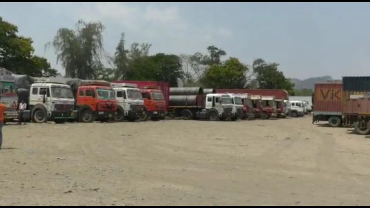 truck-drivers-faces-problem-due-to-lockdown