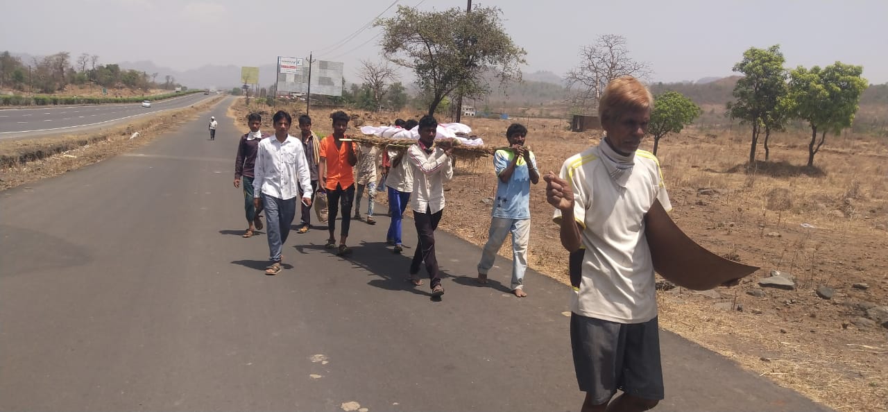 due to rumors of corona tribal community in palghar faced issue for funeral