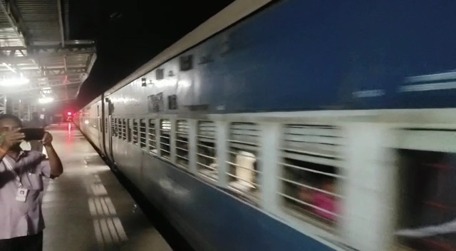 shramik train