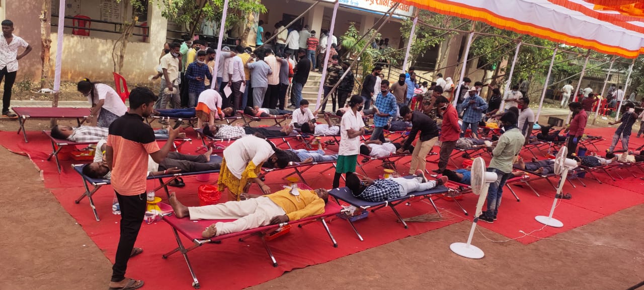 Record 801 bottles of blood collected at blood donation camp in Baramati