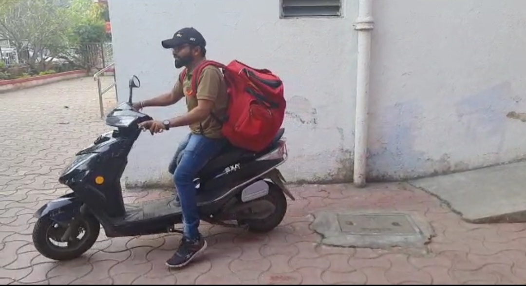 Pune Post Department start use of e bikes