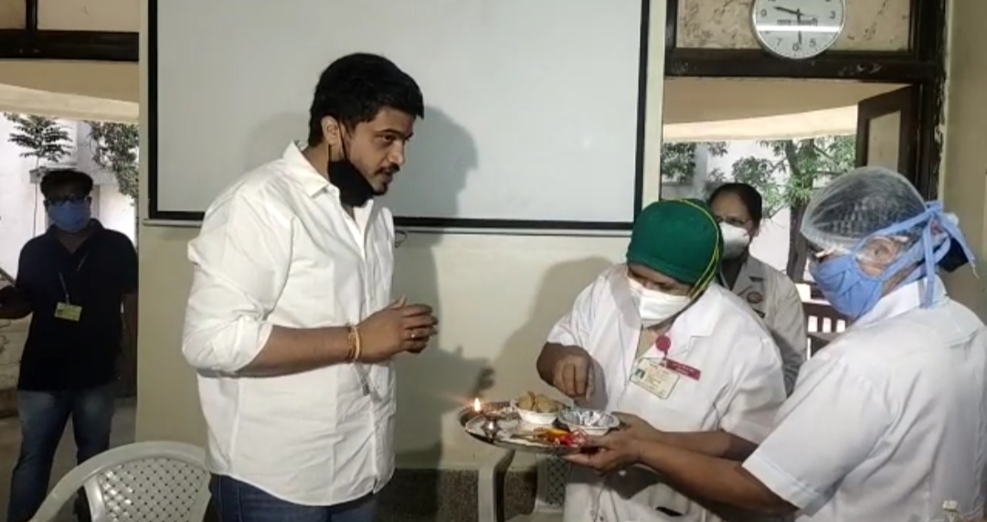 Rohit Pawar celebrated Rakshabandhan with Sassoon Hospital staff in pune