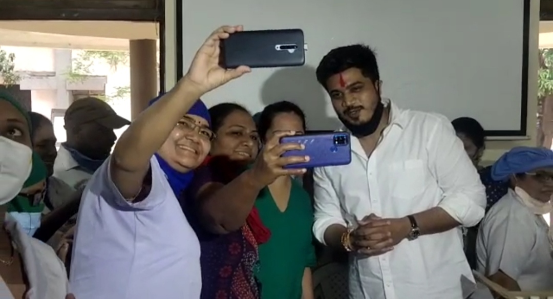 Rohit Pawar celebrated Rakshabandhan with Sassoon Hospital staff in pune