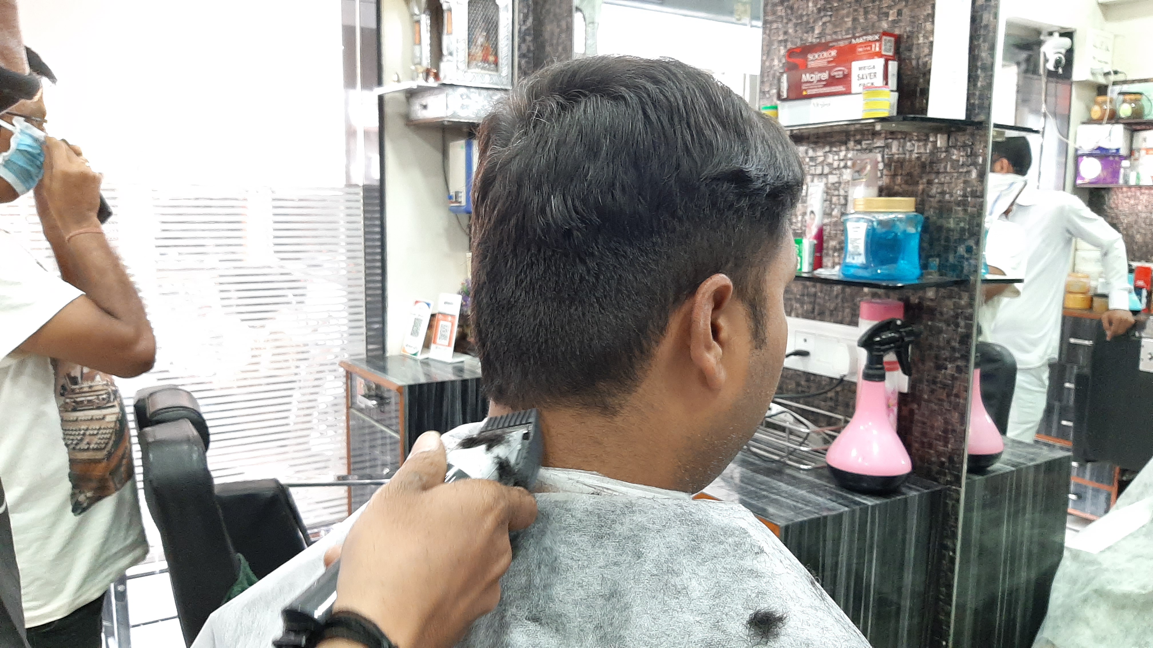 pimpari chinchwad saloon