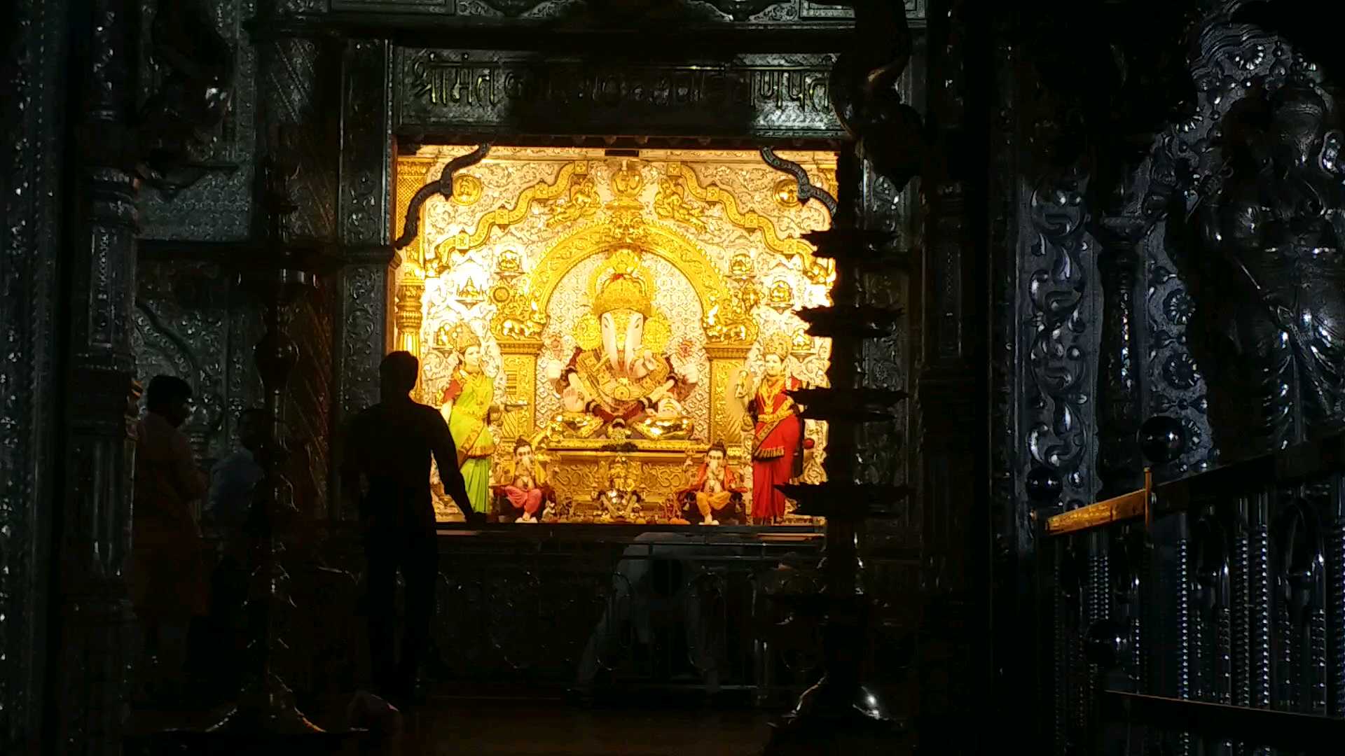 lighting of lamps in dagadusheth