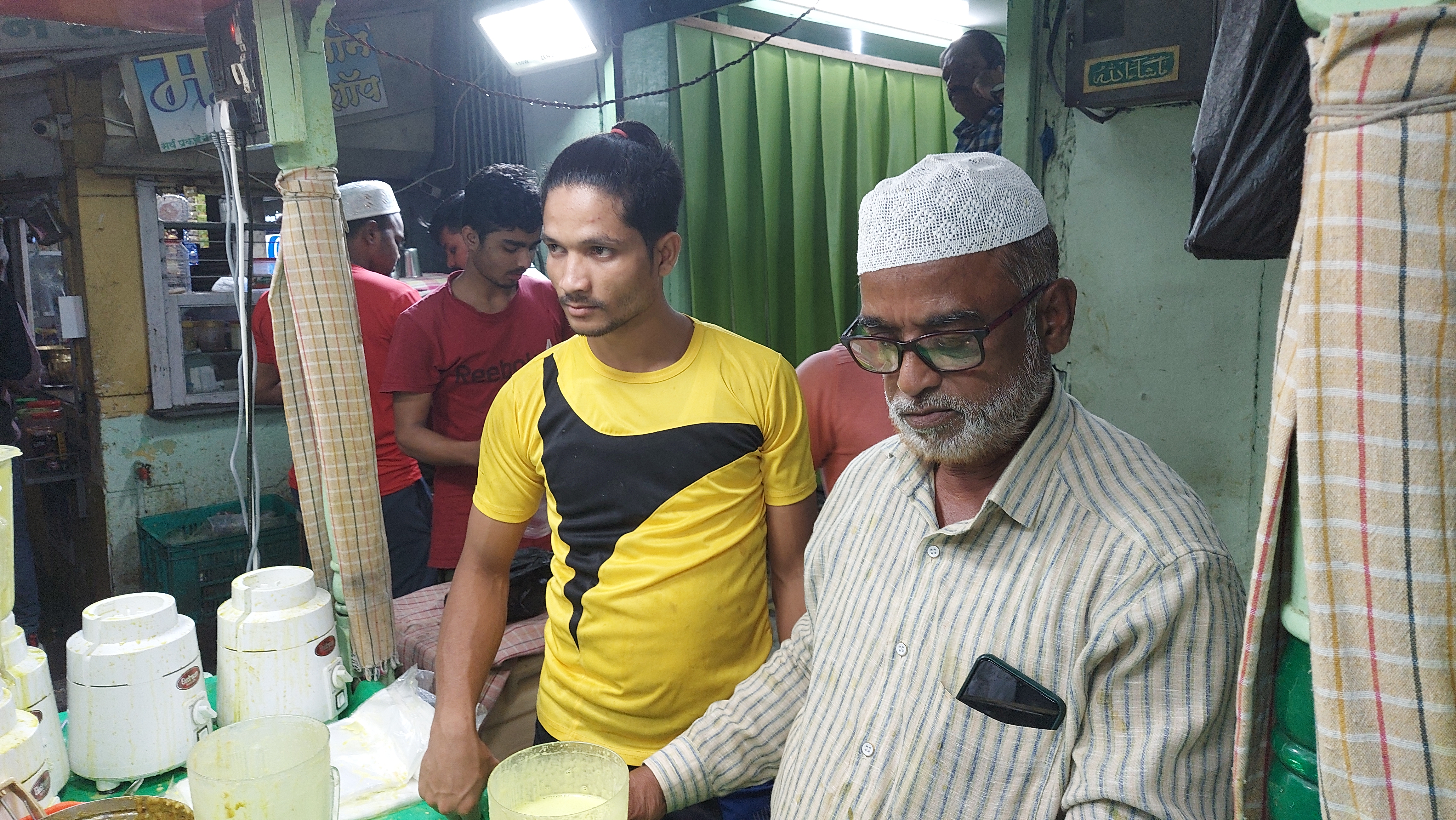 Demand for Tahura increased in Pune during Ramzan