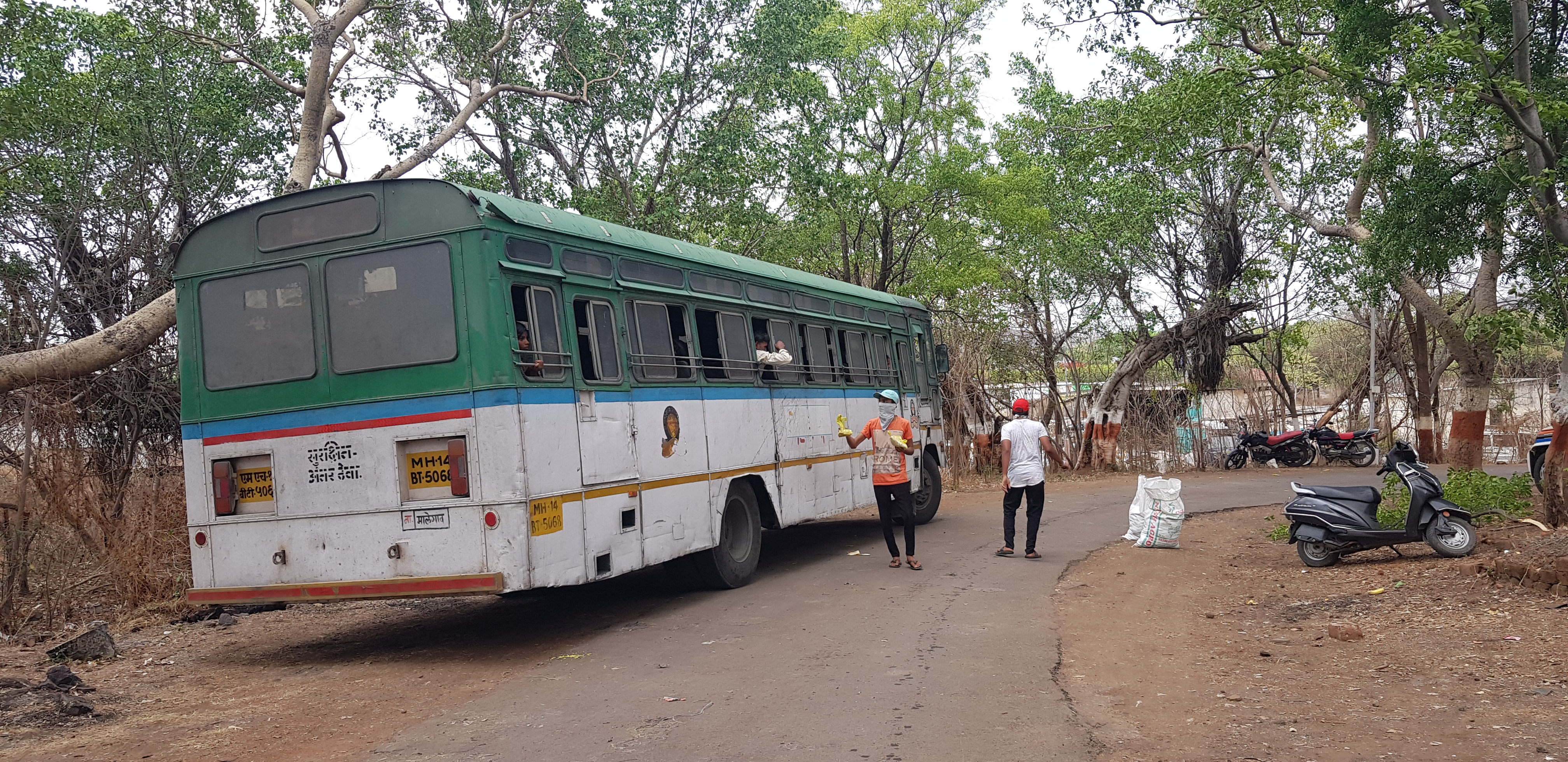 food distribution in pune