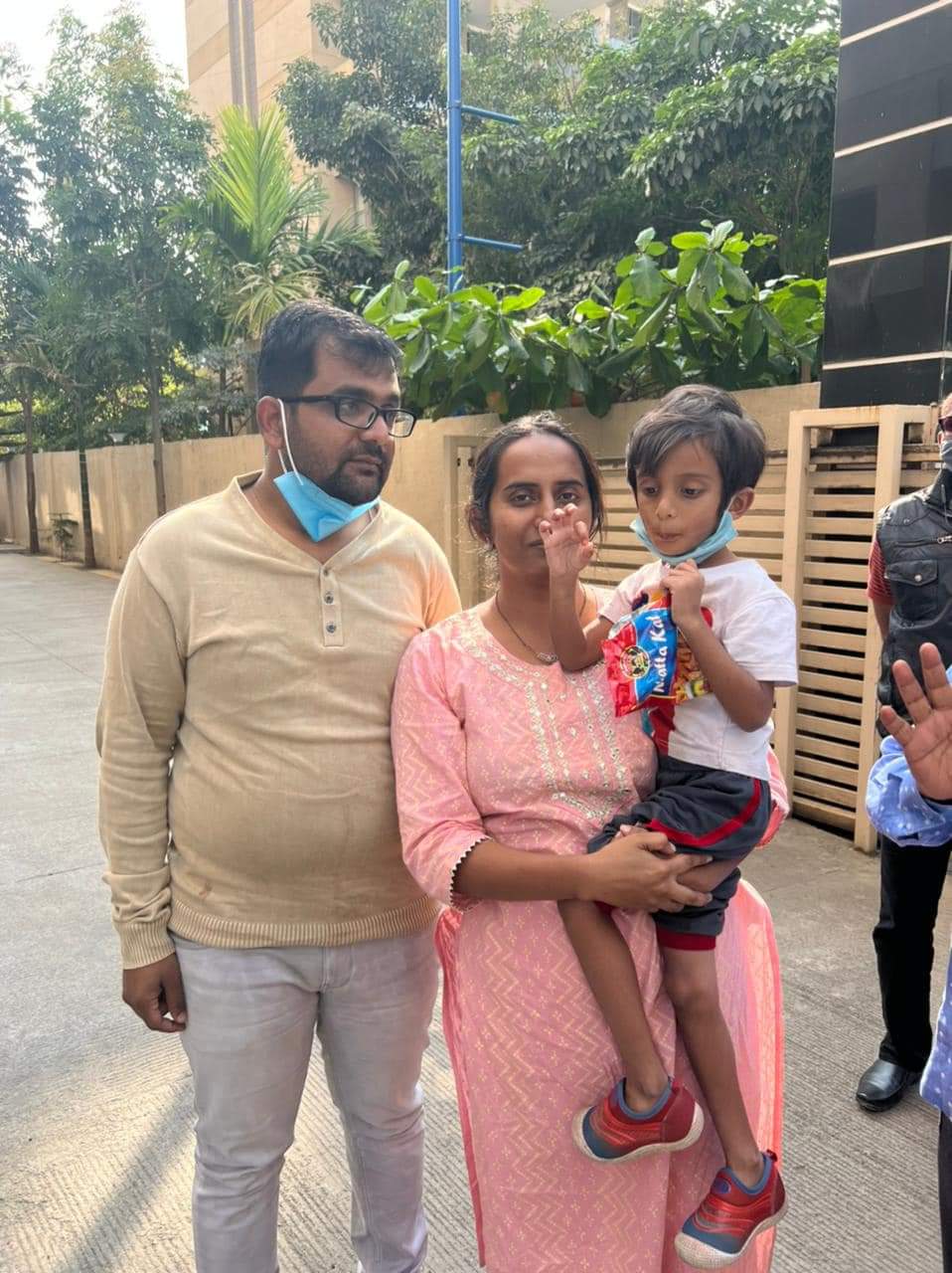 swarnam tracked pune police, swarnam kidnapped, Pune kidnapped boy finally rescued by Police, pune police news, ಸ್ವರ್ಣಮ್​ನನ್ನು ಪತ್ತೆ ಹಚ್ಚಿದ ಪುಣೆ ಪೊಲೀಸರು, ಸ್ವರ್ಣಮ್​ ಅಪಹರಣ, ಪುಣೆ ಕಿಡ್ನ್ಯಾಪ್​ ಬಾಯ್​ ಪೊಲೀಸರಿಂದ ರಕ್ಷಣೆ, ಪುಣೆ ಪೊಲೀಸ್​ ಸುದ್ದಿ,