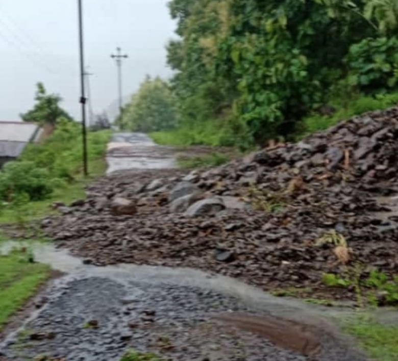 Shri Kshetra Bhimashankar road closed due to landslide