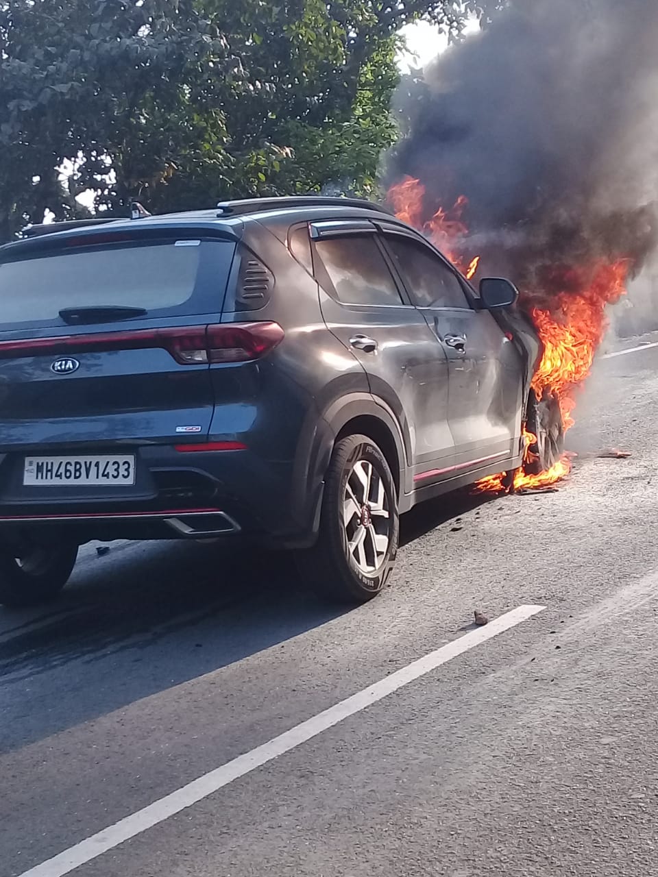 burning car in Matheran Ghat