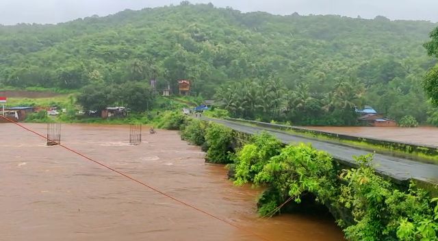 heavy rain in ratnagiri