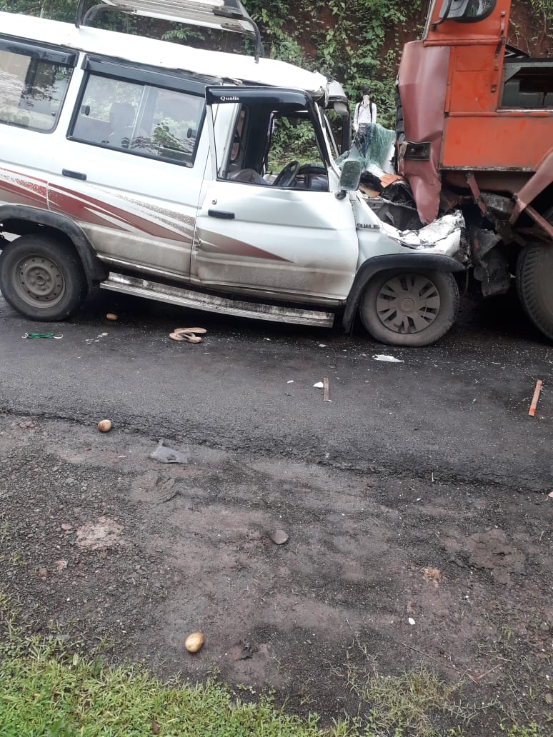 one killed sangmeshvar accident