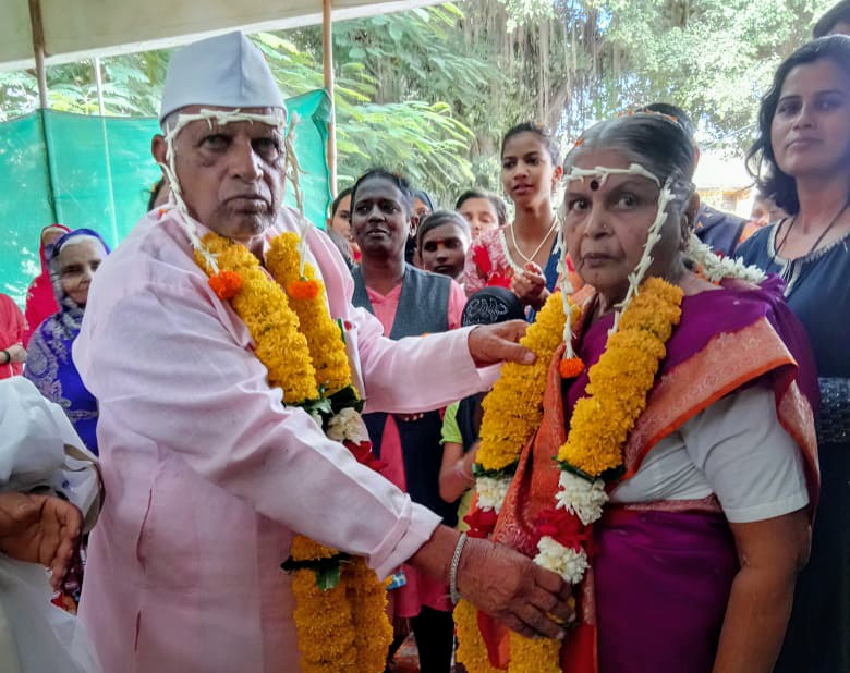 old couple wedding maharashtra