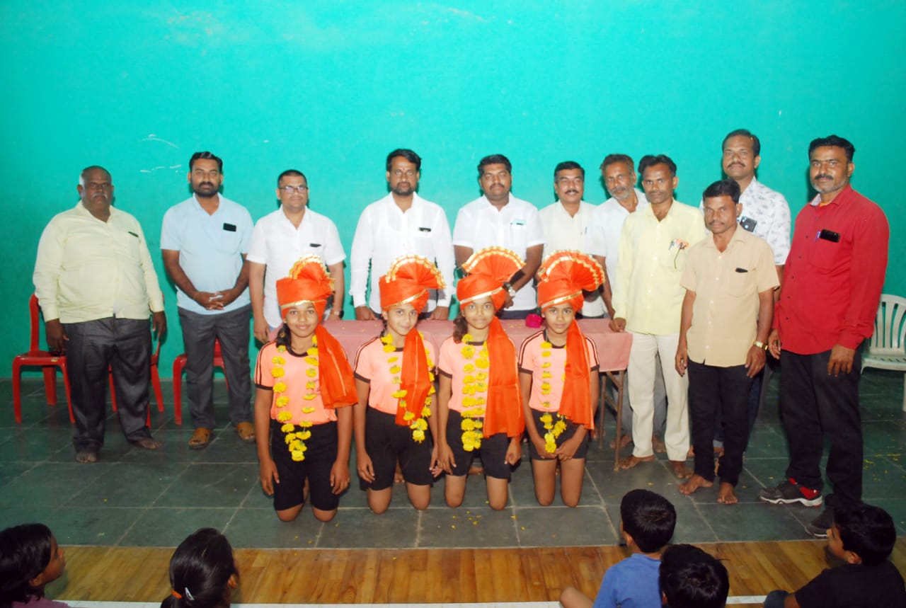 The success of Karamal players in the district level Mallakhamba tournament