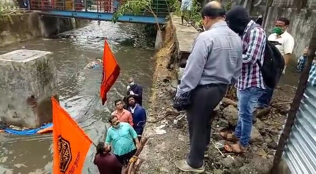 MNS workers agitation for nala safai issue in thane