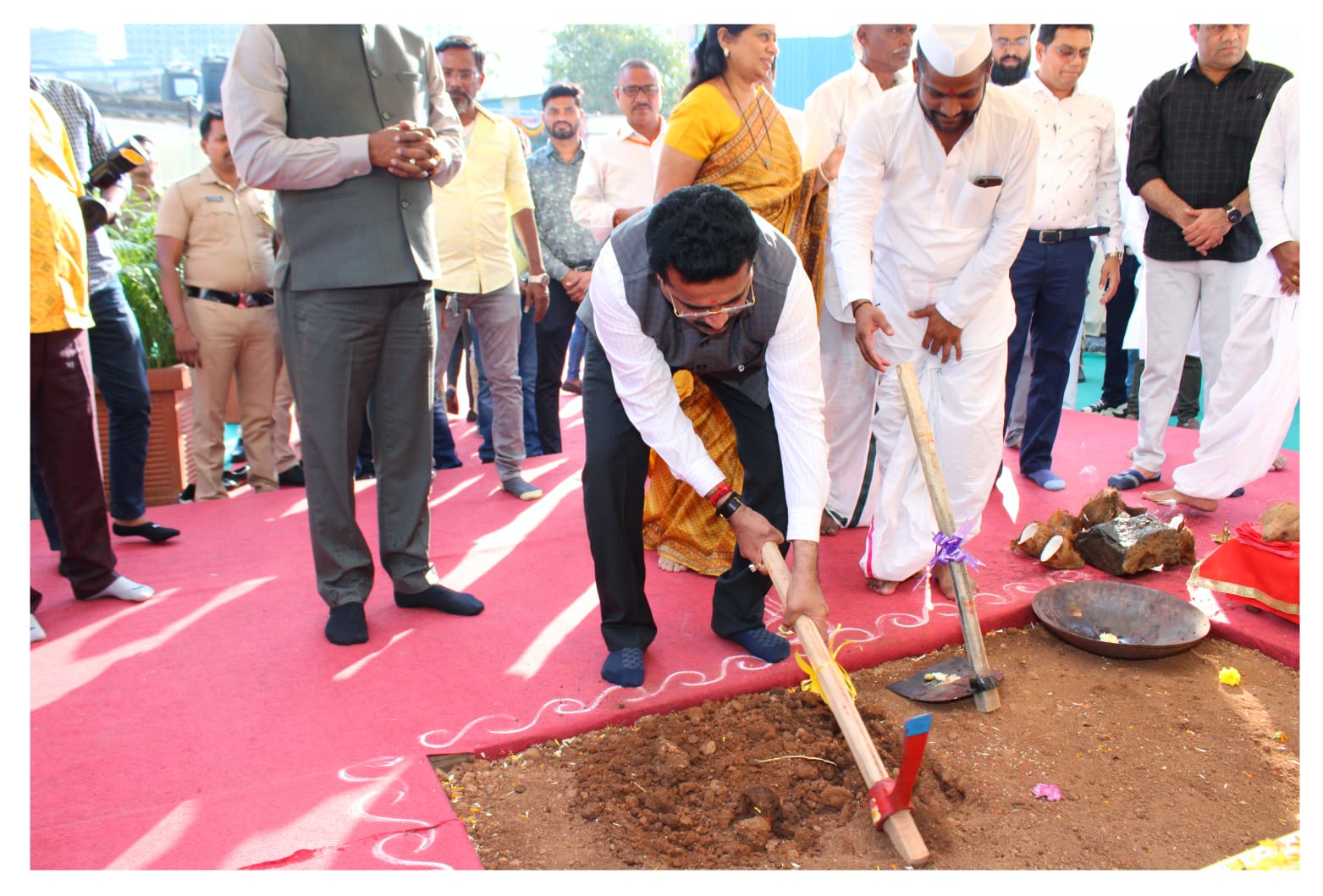 महाराष्ट्रातील पाहिल्या संत ज्ञानेश्वर माऊली वारकरी भवनचे भूमिपूजन