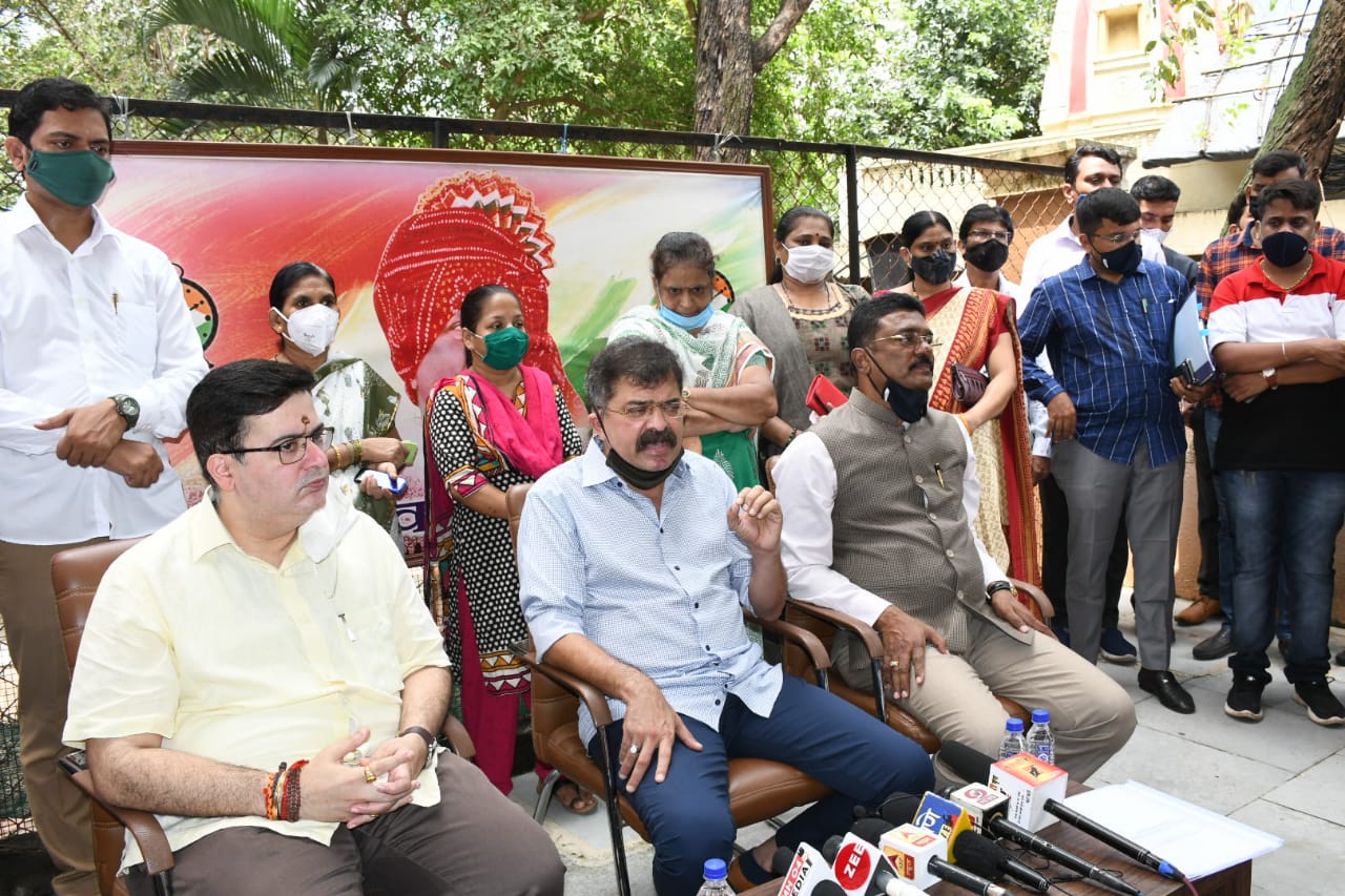 minister jitendra awhad on vartak nagar police colony reconstruction