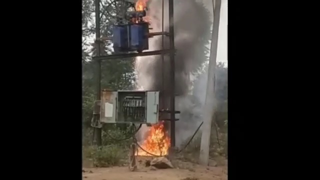 electric transformer catches fire in khadki village of yavatmal