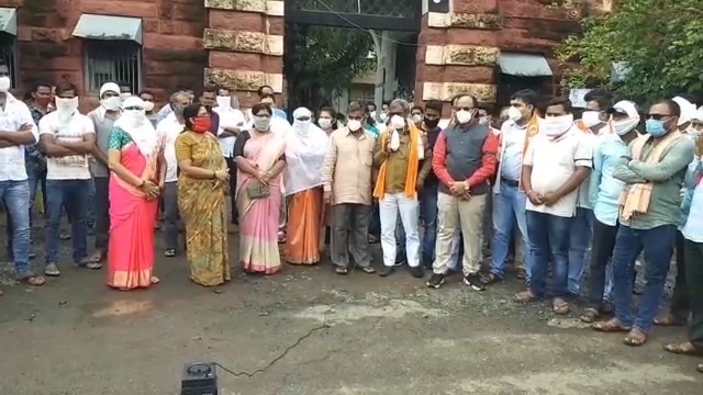 Shiv Sena protests Venkaiah Naidu's statement