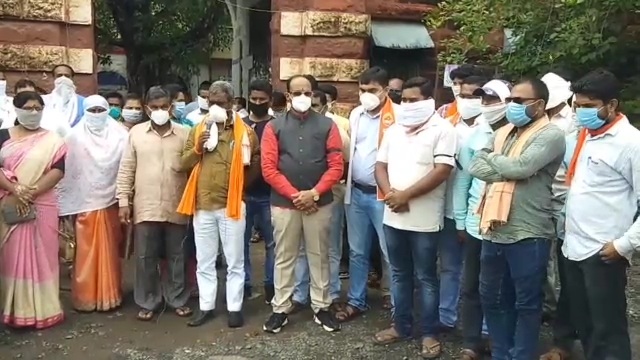 Shiv Sena protests Venkaiah Naidu's statement