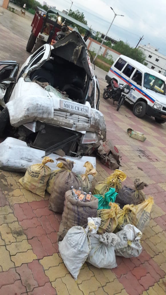 liquor-found-in-vehicle-which-met-with-an-accident