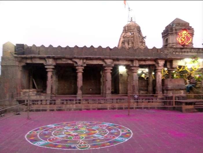 अर्धनारीनटेश्वर मंदिर