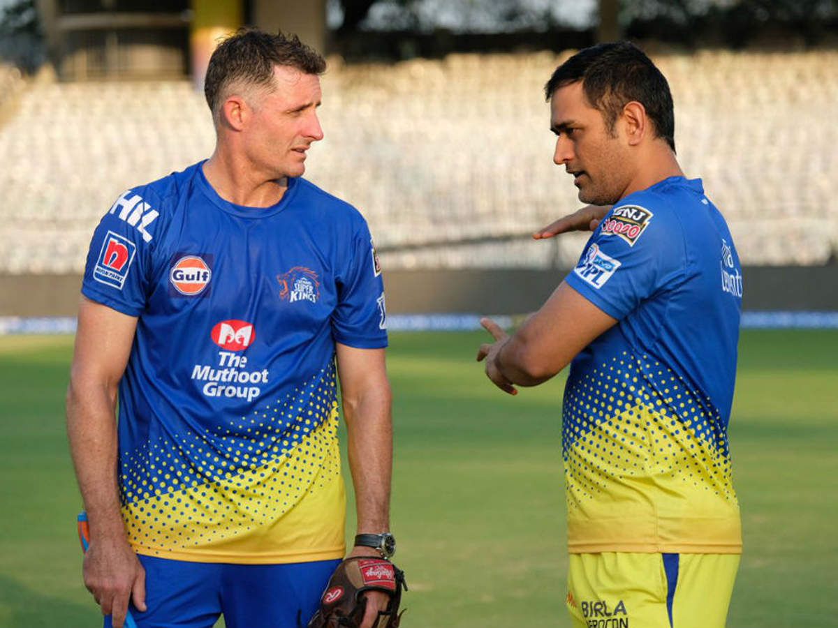 Mike Hussey and MS Dhoni