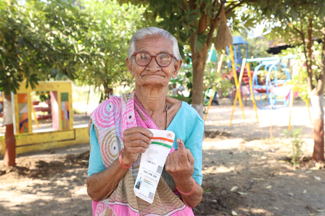 Senior citizen casting her vote in Gujarat