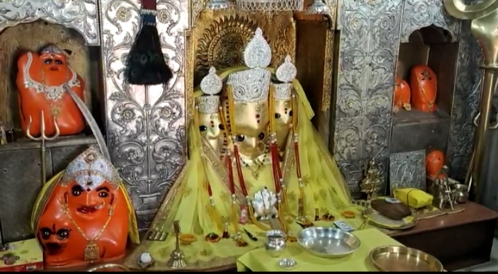 World famous Shaktipeeth Maa Baglamukhi temple opened, devotees visited