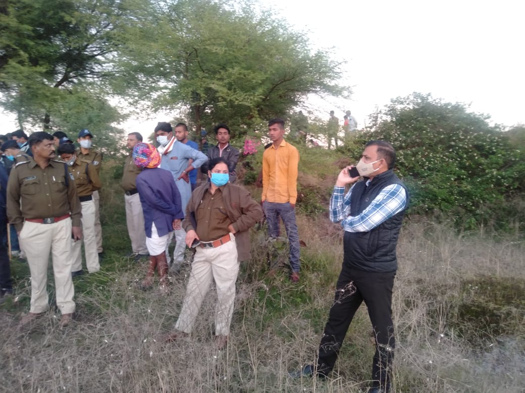 Boat overturned in Tiller Dam five people die of one family in agar malwa