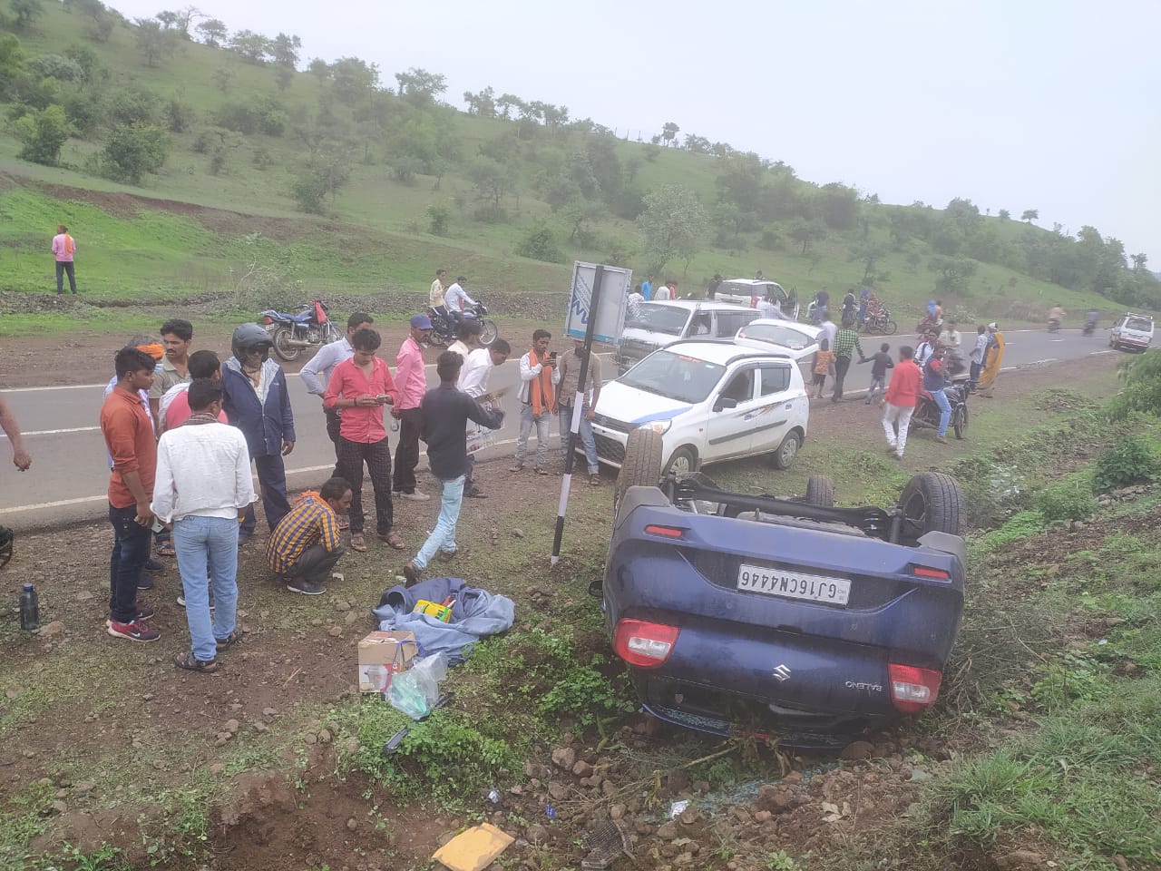 High speed car overturns in agar