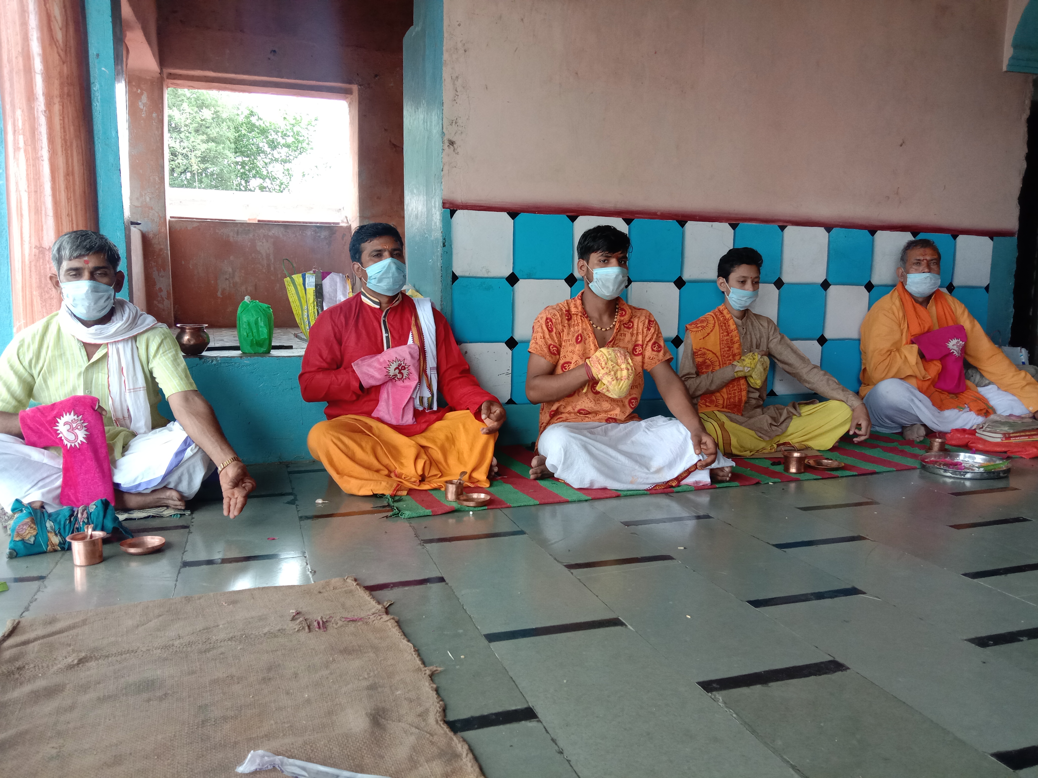 Chanting 1.25 lakh Mahamrityunjaya Mantra in Panchdehariya temple