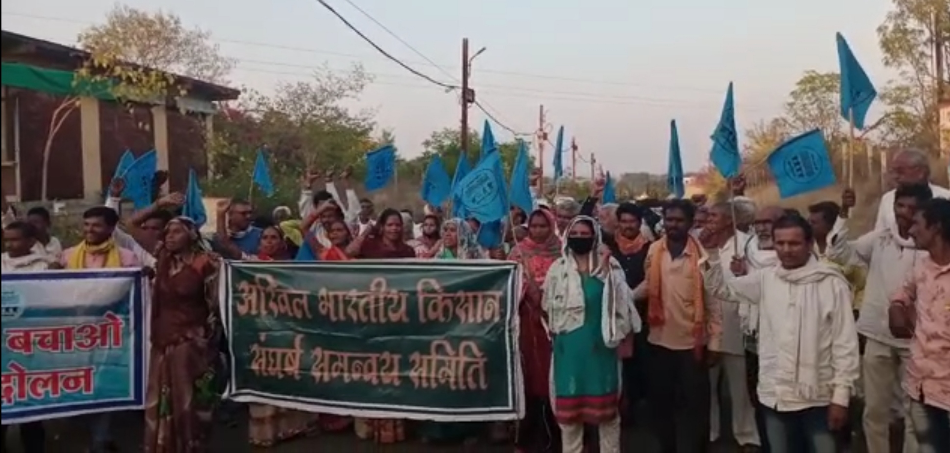 farmers in Collectorate premises led by NBA