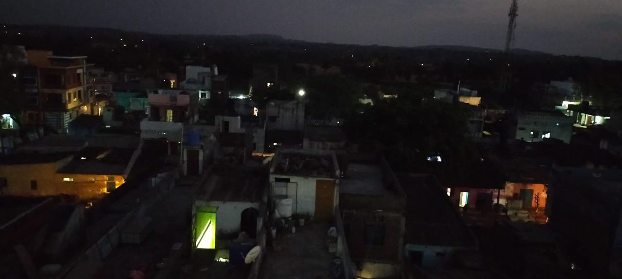 Street lights are closed across the city in Barwani