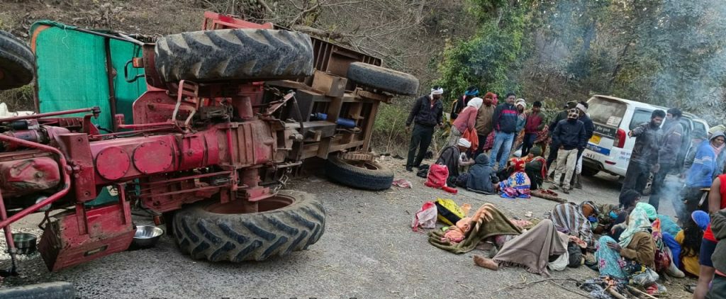 MP Betul Road Accident 40 people injured 5 serious