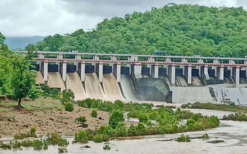 Satpura Dam opened 7 gates